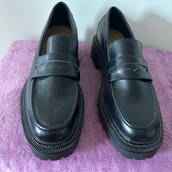 NEW H&M Chunky Loafers in Black - Picture 9 of 14